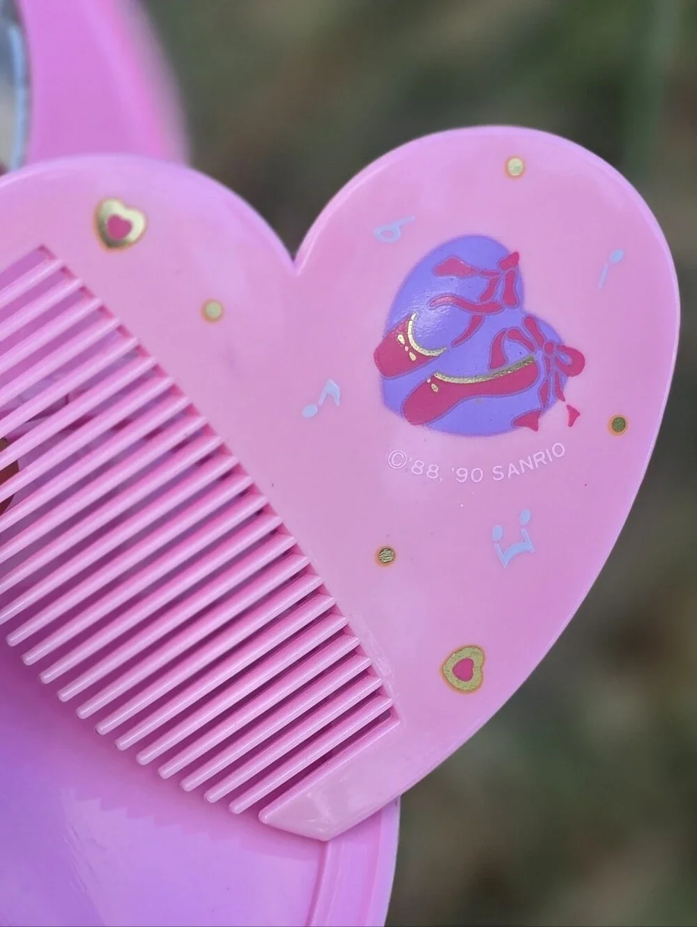 SUPER RARE 1988 SANRIO ballet slippers pink heart shaped compact with mirror